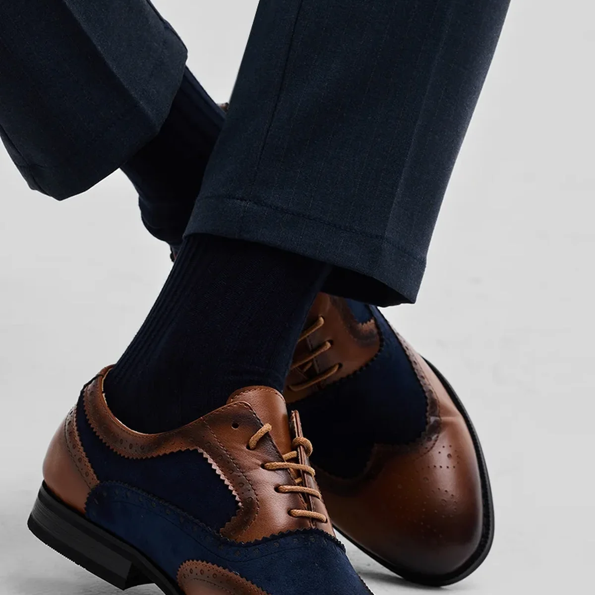 Brown Textured Oxford Shoes thumbnail 2