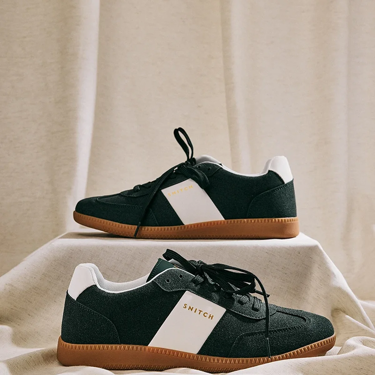 Rouge Suede Green Sneakers thumbnail 1