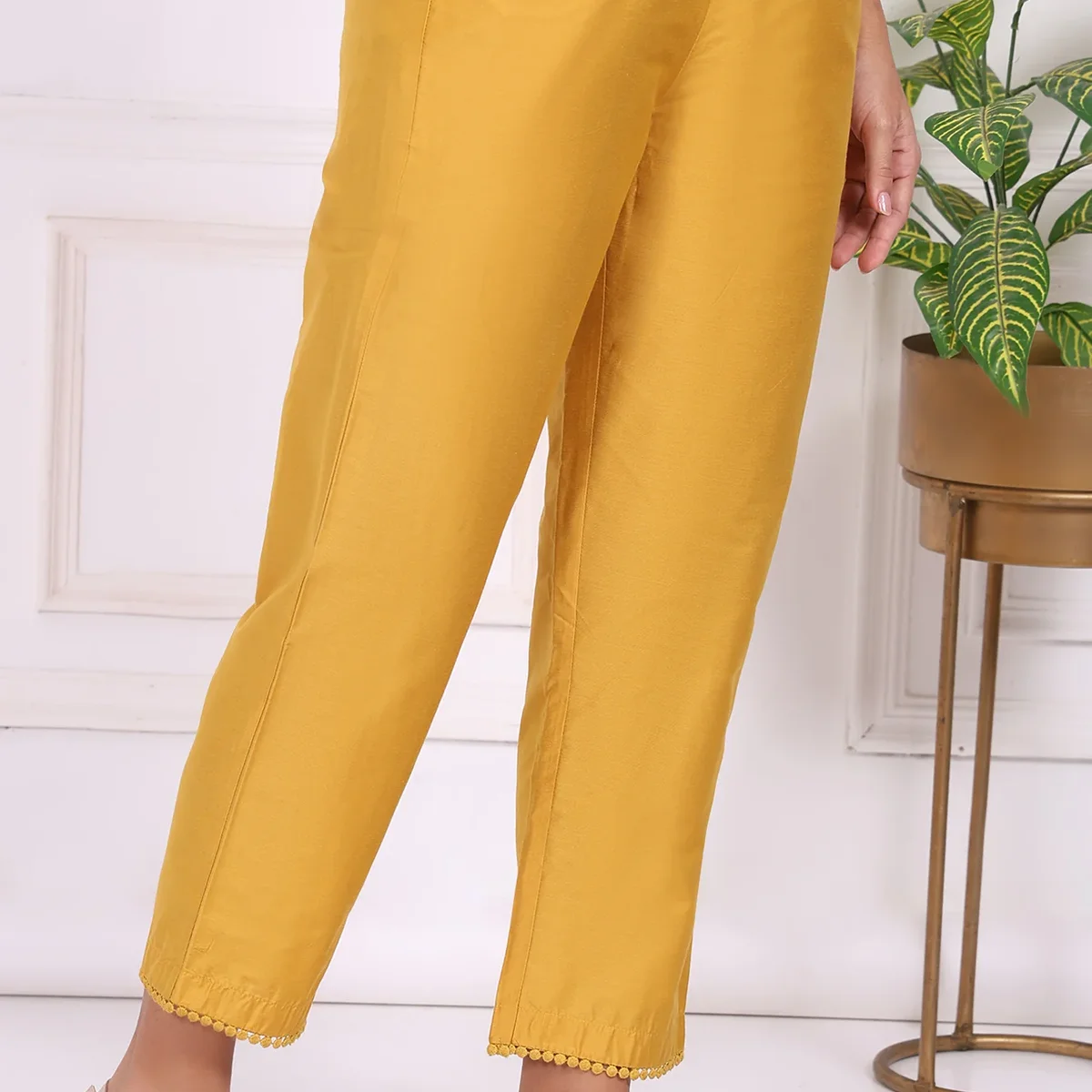 Yellow Solid Ankle Length Straight Pants thumbnail 2