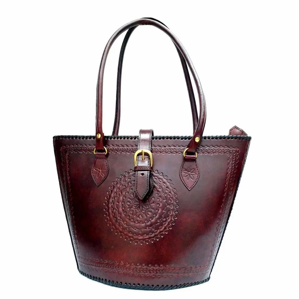 Women Brown Leather Handheld bags