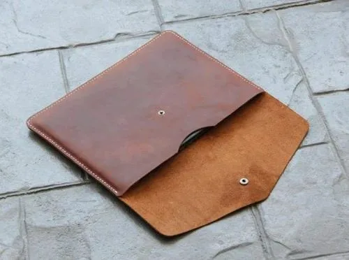 Slim Leather Laptop Sleeve 14-inch